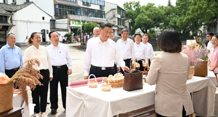 Xi inspecciona ciudad de Jinhua en provincia oriental china de Zhejiang 
