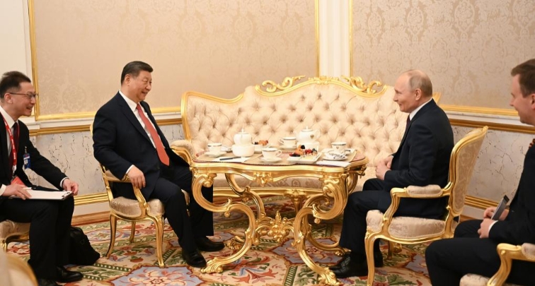 Xi pide a China y Rusia mantener determinación y coordinación estratégicas